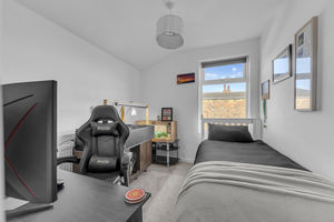 Photo 28- click for photo gallery